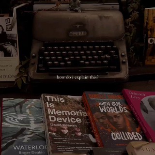 Логотип @blossom_litterae - 𝐁𝐢𝐛𝐥𝐢𝐨𝐌𝐚𝐧𝐢𝐚 〔𝐁𝐥𝐨𝐬𝐬𝐨𝐦 𝐋𝐢𝐭𝐭𝐞𝐫𝐚𝐞〕📖🎧