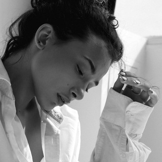 Логотип @bluekroovy_live - nicole 💃🏽