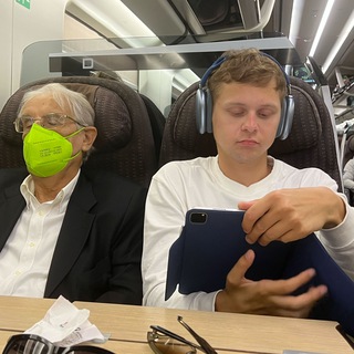 Логотип @blvm101 - илья белов думает