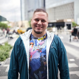 Логотип @bobdinzhizn - Бытовые зарисовки Романа Плотникова.