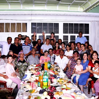 Логотип @bobojonovlar - ...