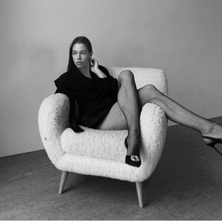 Логотип @bobrovskaya_beauty_julia - Кудрявая Юля ✨