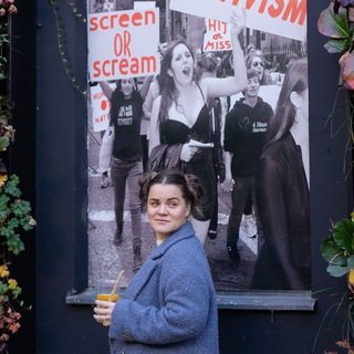 Логотип @bogemiansmm - Богемная социальная сеть