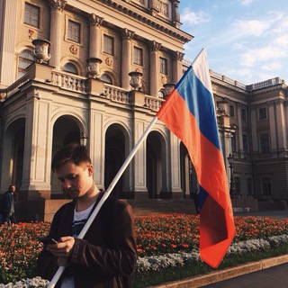 Логотип @boggywriter - Богдан пишет 💙💛🤍❤️🤍