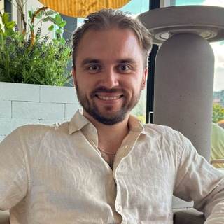 Логотип @bohdan_drozdov - Bohdan