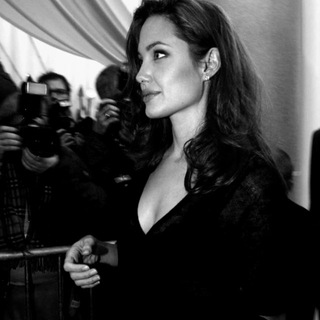 Логотип @boldvr - Bolder