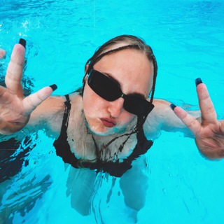 Логотип @bomzhatskaya - бомжатская