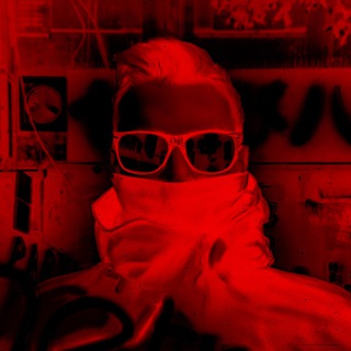 Логотип @bondcomen - • BONDИТСКИЙ ЧАТ •