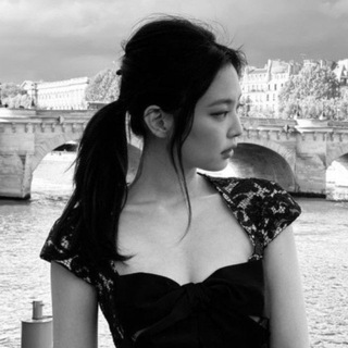 Логотип @bonesdolly - jennierubyjane