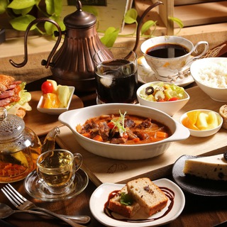 Логотип @bonppeti - Бонаппети