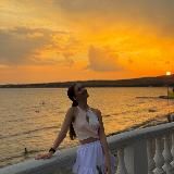 Логотип @bookandvika - ежевичная жизнь