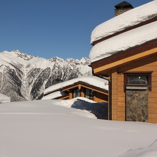 Логотип @booking_kp - 🏡 Жилье в Красной Поляне