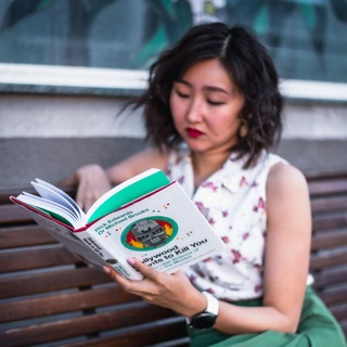 Логотип @books_etc - I am booked