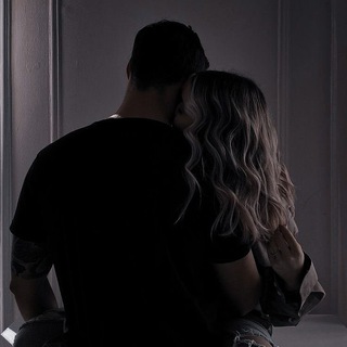 Логотип @books_fav - books_fav📚🌿