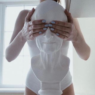 Логотип @booksitoursecret - наш секрет. книги