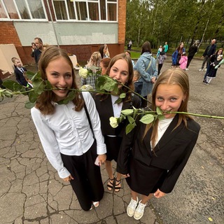 Логотип @boomboomshakatakaaaa - ТВОЙ РУЧНОЙ ПОРОСЕНОЧЕК🥇🩷