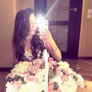 Логотип @botinataa - ботината👅