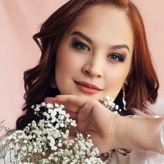 Логотип @bozinabooks - Бозина!