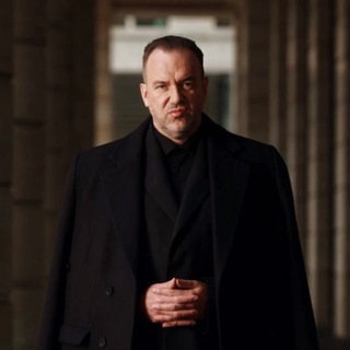 Логотип @breytenbikher - Брейтенбихер