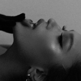 Логотип @brunetochki - Brunette 💋