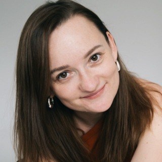 Логотип @budapeshki - Будапешки. Евгения Кери - гид по Венгрии