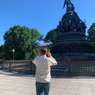 Логотип @budni_uchitelya_istorii - Будни учителя истории