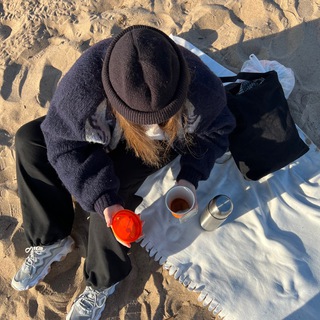 Логотип @budnirat - Крысиные будни 🖤’☕️