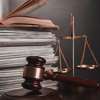 Логотип @budniurista - Будни Юриста