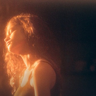 Логотип @buket_films - 🍿 Эйфория 2 сезон 🍿