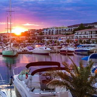 Логотип @bulgaria21century - Продажа недвижимости в Болгарии (Real estate in Bulgaria for sale) 🏠🏖🇧🇬🔑