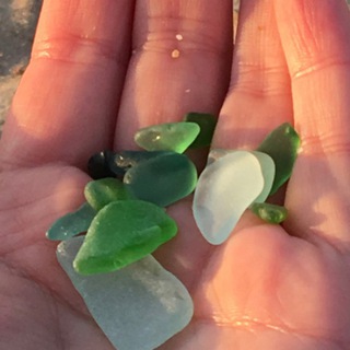 Логотип @butiqeonlineinna - Butiqe_online