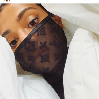 Логотип @buyer_in_chinagz - Элен и Бренды