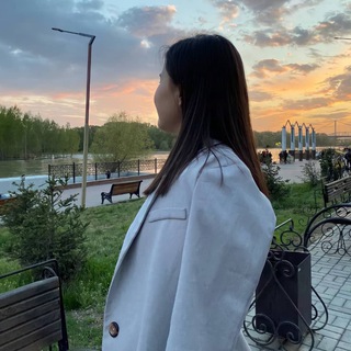 Логотип @by_danaa - by dana 🥂