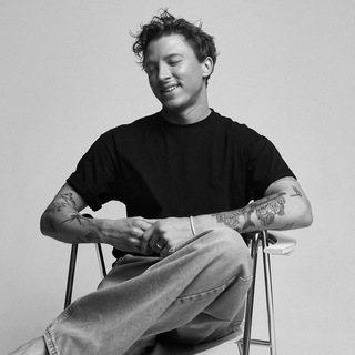 Логотип @bydenisvolkovv - by DENIS VOLKOV