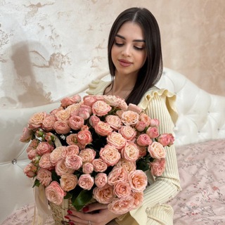 Логотип @byiriana - By Iriana | life, beauty 🐾