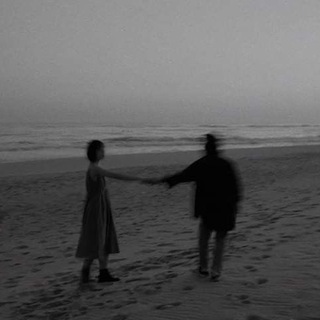 Логотип @bymllazi - для души