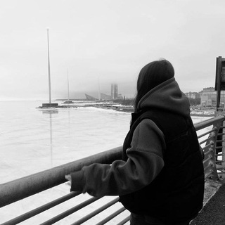 Логотип @bymollu - avs by molly