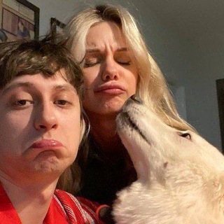 Логотип @bymolnya - закрыто