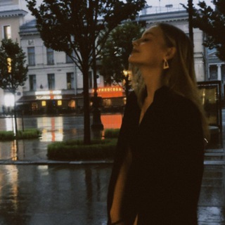 Логотип @camillfo - aurora 𓆩ꨄ︎𓆪 северное сияние