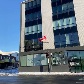 Логотип @canadabynata - Канада глазами Наты