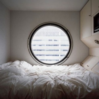 Логотип @capsule_digest - Capsule Digest