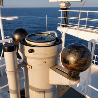 Логотип @captainsmetalball - Captain's Metal Balls 🧭