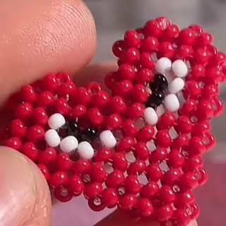 Логотип @caramelbeadssshop - общение канала🤍