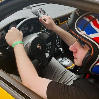 Логотип @carborndaily - Про SMM, кошку и машинки