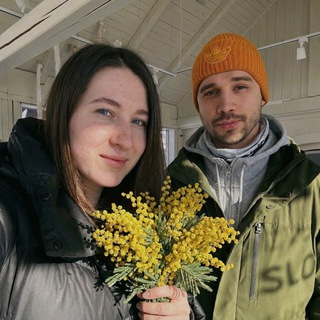 Логотип @cardsforyouandme - cards for you and me