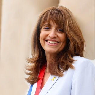 Логотип @carolineyadan - Caroline Yadan - Actualités et infos