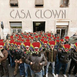 Логотип @casapound - CASA CLOWN