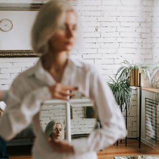 Логотип @cat_home_and_me - Кот, дом и я 😼в Гонконге