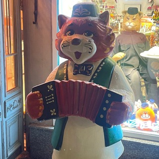 Логотип @catcatcatcattext - котексты и контексты