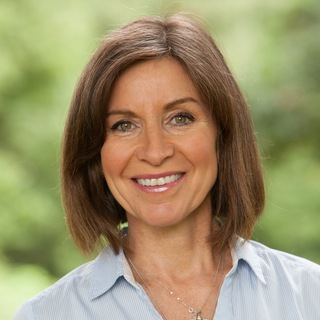 Логотип @catherineedwardslife - Catherine Edwards Life